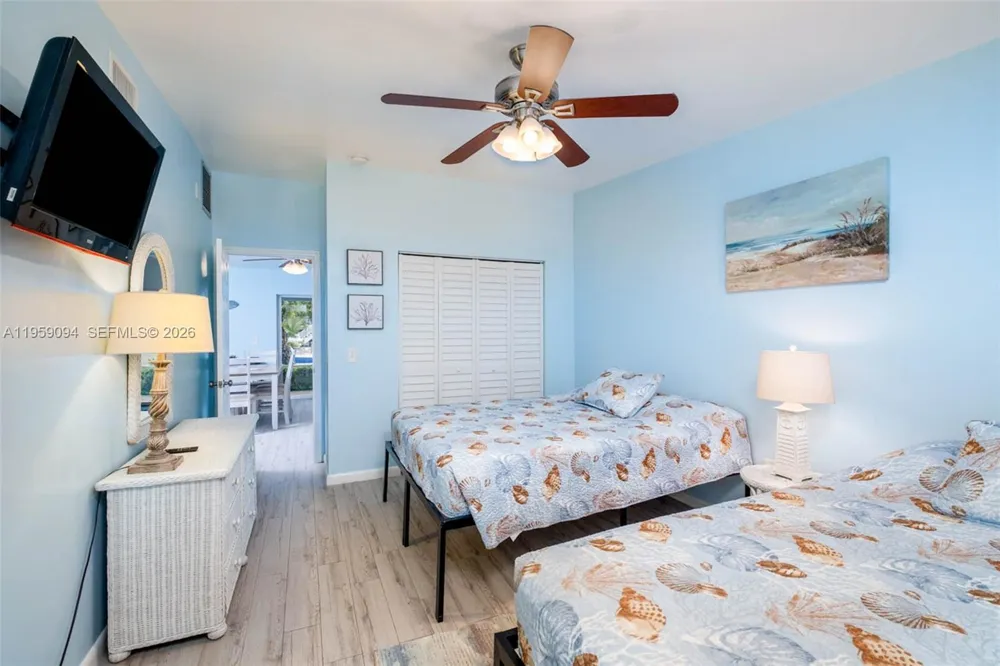 410 10th St Key Colony, FL 33051