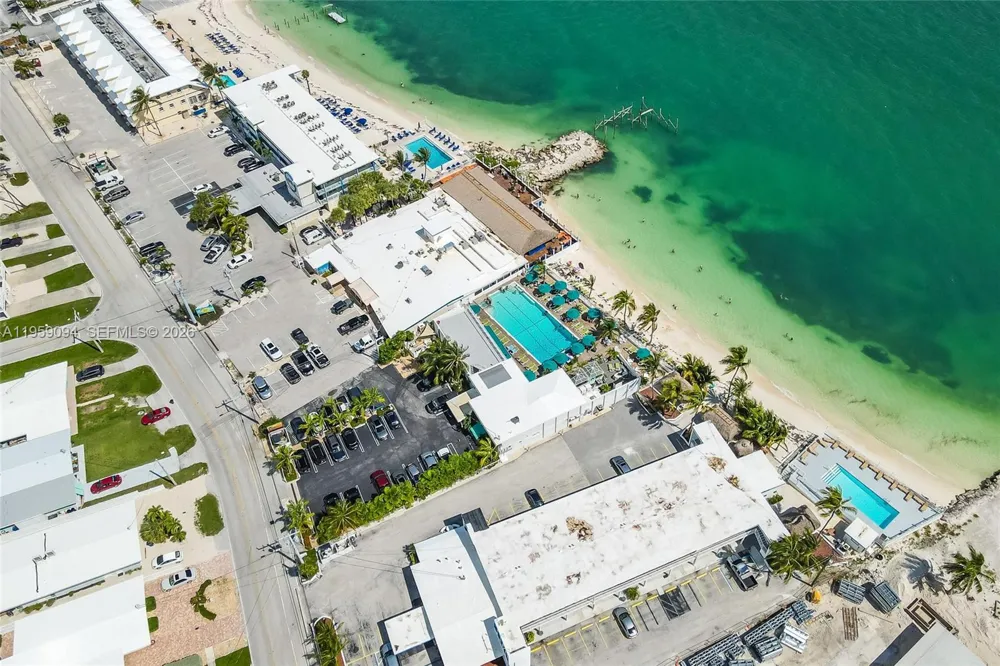 410 10th St Key Colony, FL 33051