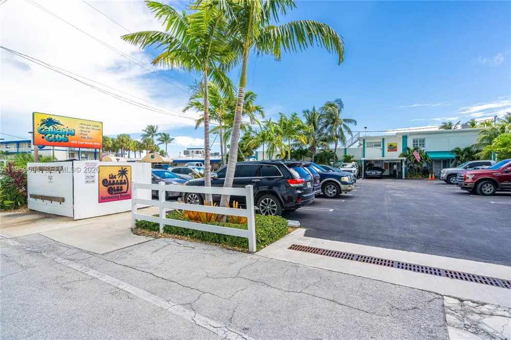 410 10th St Key Colony, FL 33051