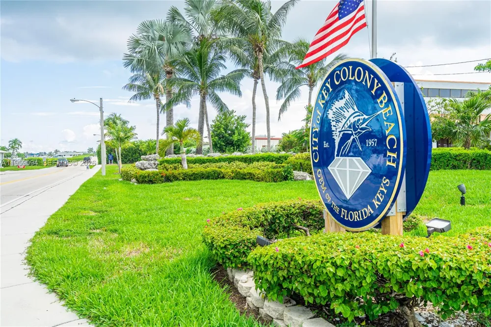 410 10th St Key Colony, FL 33051