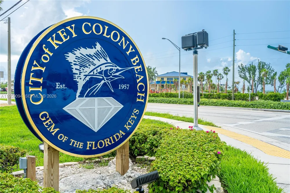 410 10th St Key Colony, FL 33051