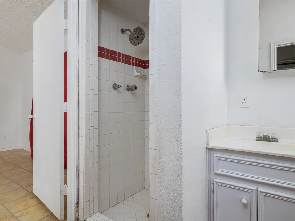 506 Tillery Street Austin, TX 78702