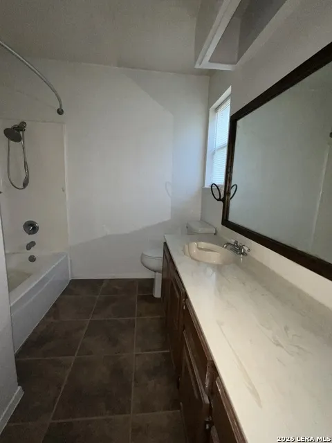 603 Lassen Beeville, TX 78102