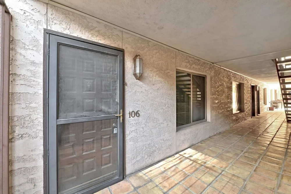 505 W 7th Street #106