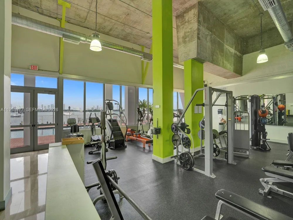 1228 West Ave #1415 Miami Beach, FL 33139