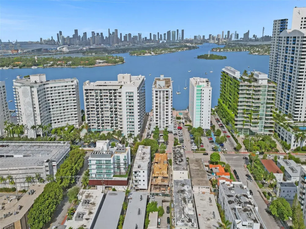 1228 West Ave #1415 Miami Beach, FL 33139