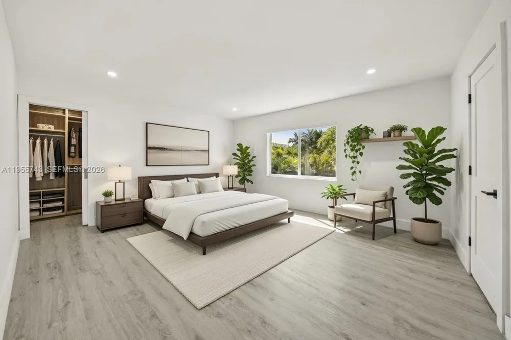 3166 Royal Palm Ave Miami Beach, FL 33140