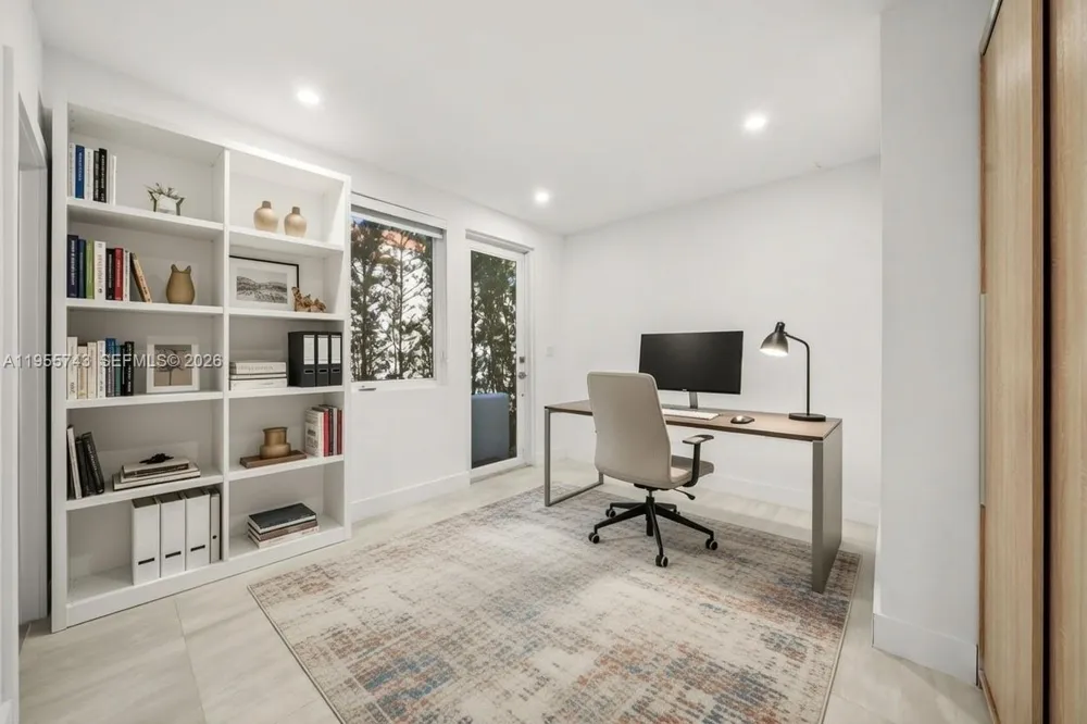 3166 Royal Palm Ave Miami Beach, FL 33140