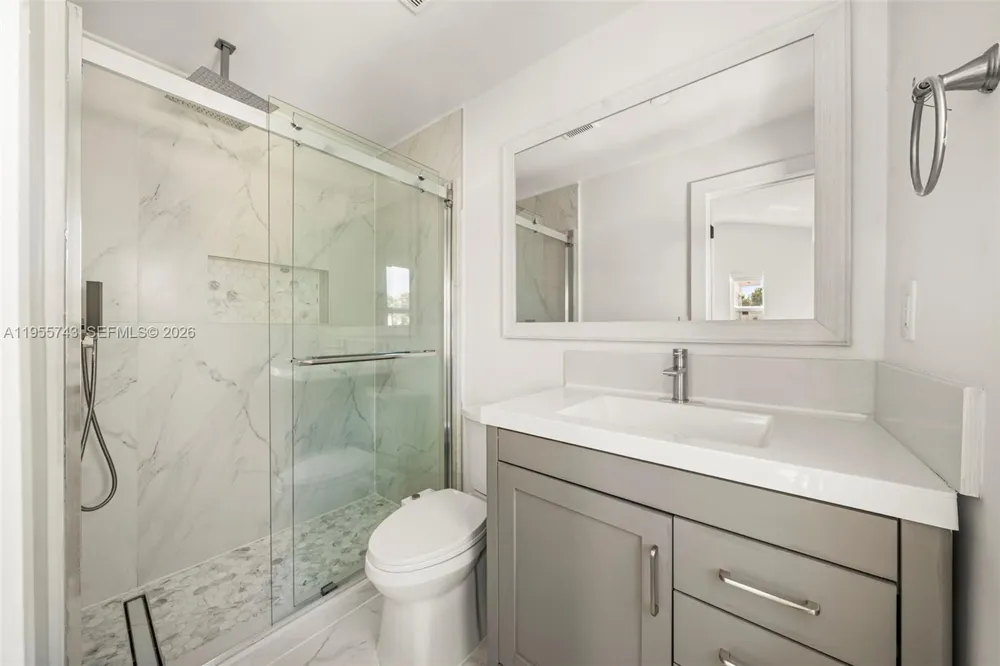 3166 Royal Palm Ave Miami Beach, FL 33140