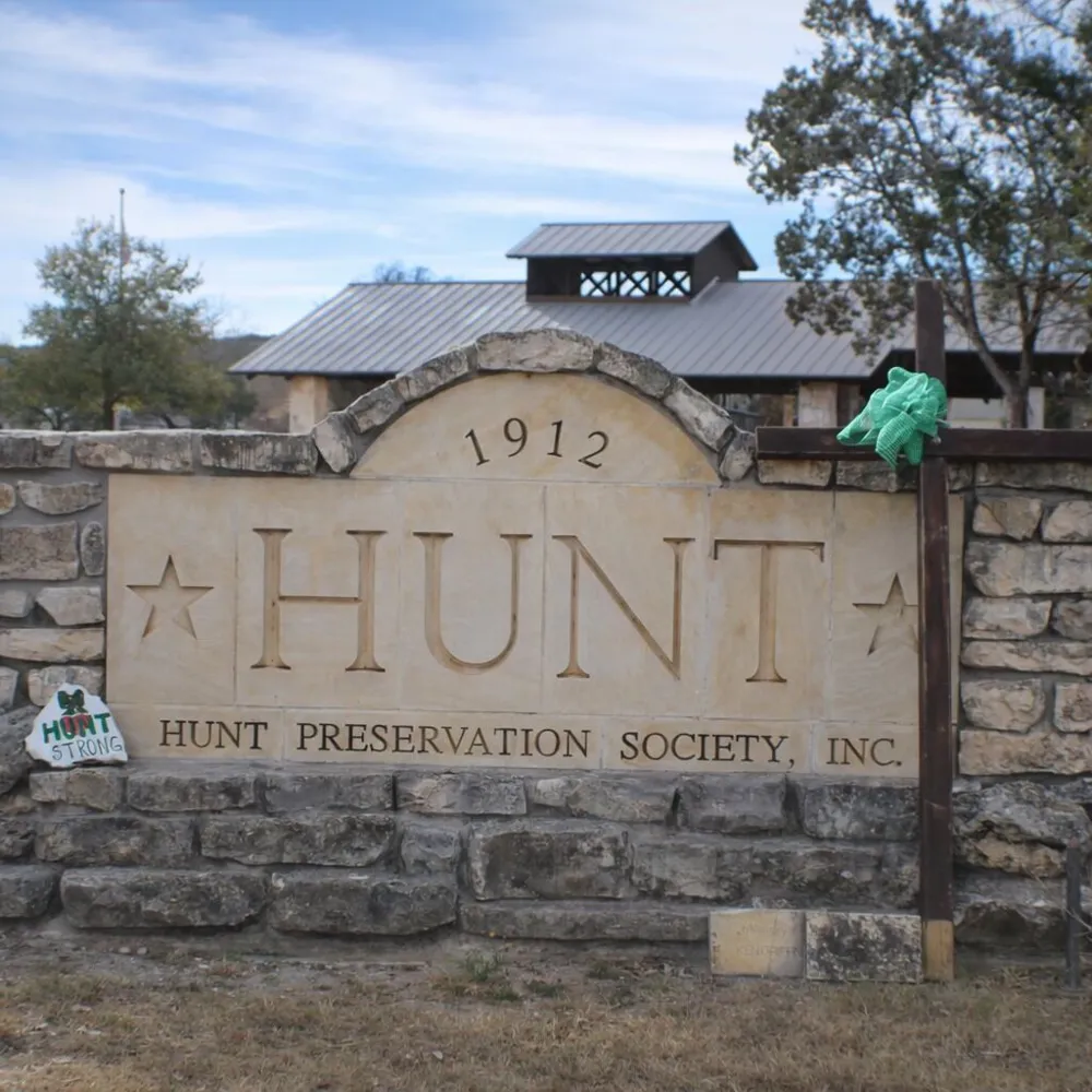 6 Gene Walker Trail Hunt, TX 78024