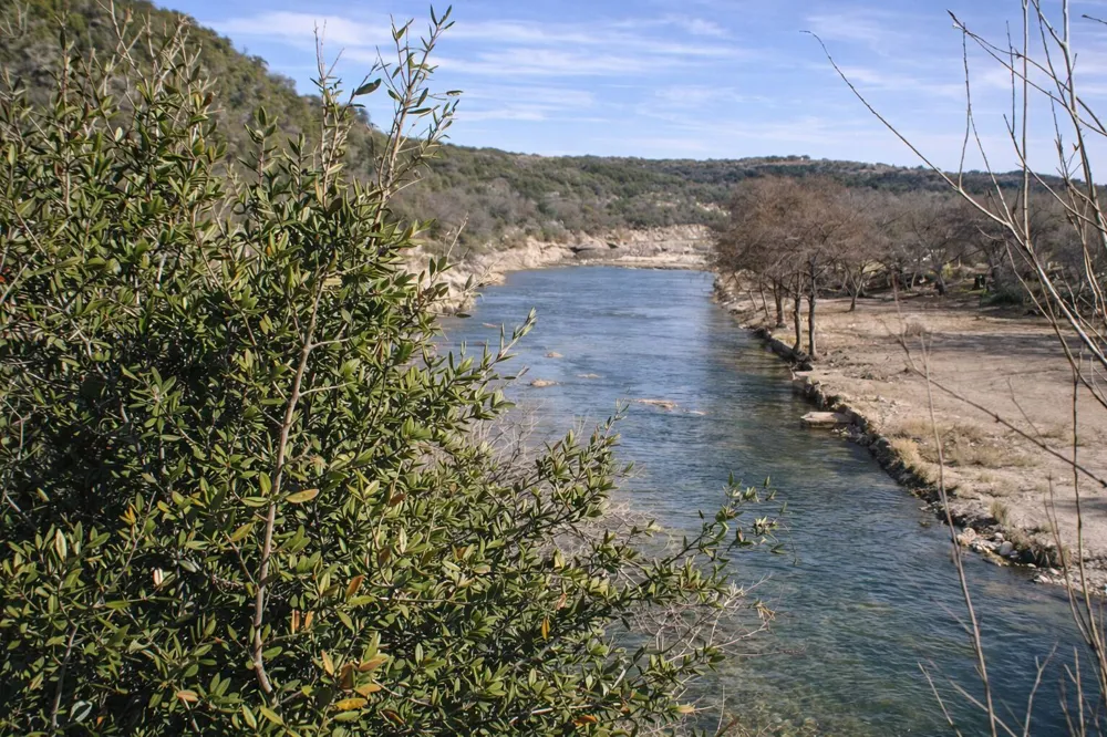 6 Gene Walker Trail Hunt, TX 78024
