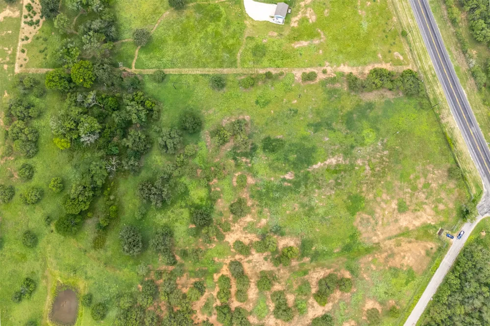5485 County Road 249 Way Gonzales, TX 78629