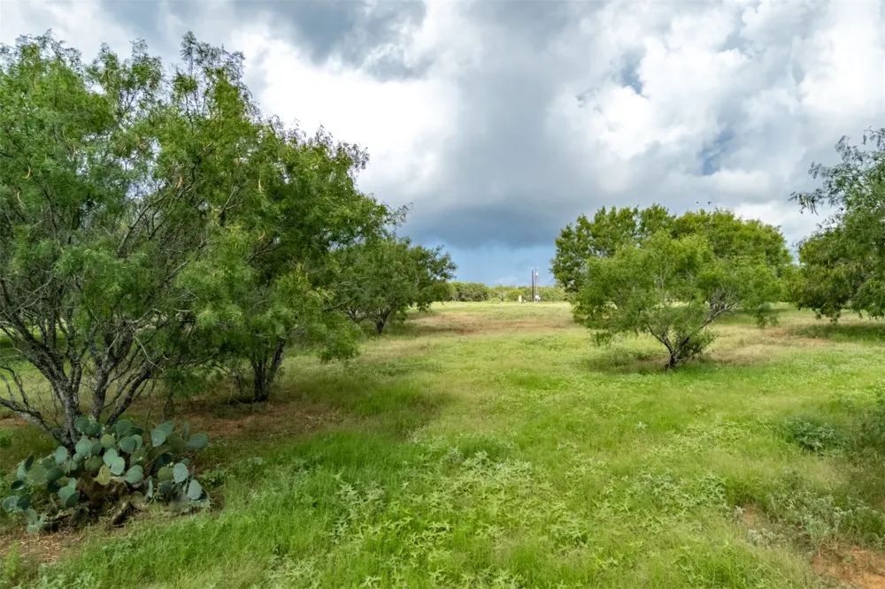 5485 County Road 249 Way Gonzales, TX 78629