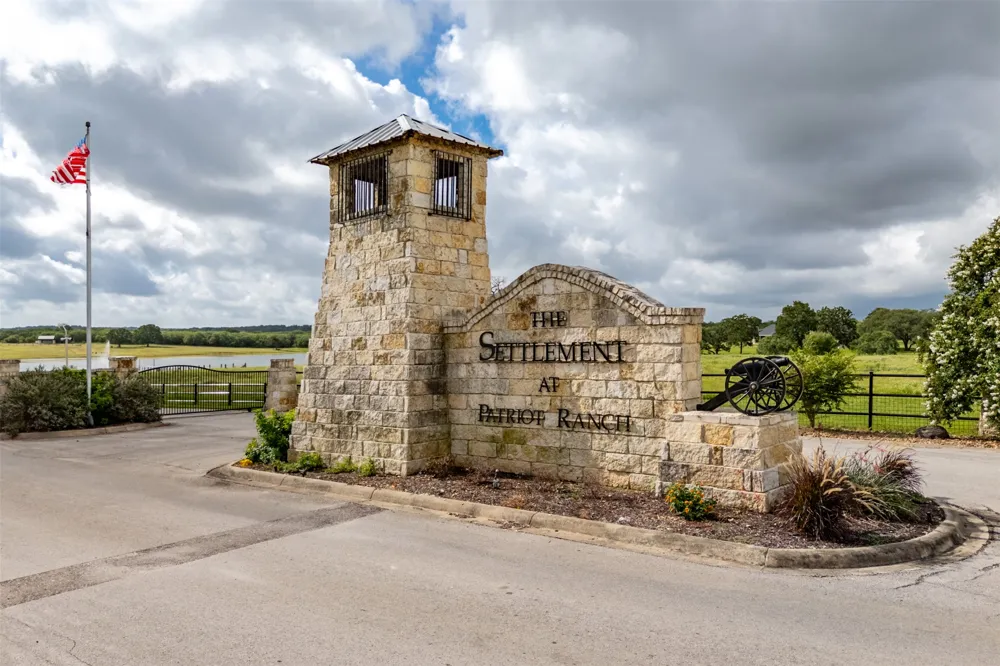 5485 County Road 249 Way Gonzales, TX 78629