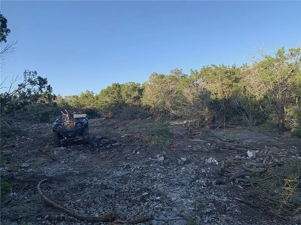 20 Winchester Road Leakey, TX 78873
