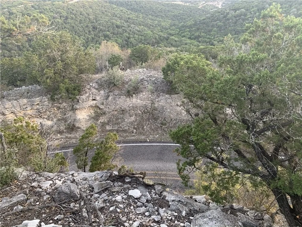 20 Winchester Road Leakey, TX 78873