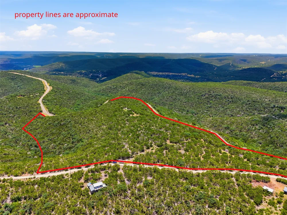 20 Winchester Road Leakey, TX 78873