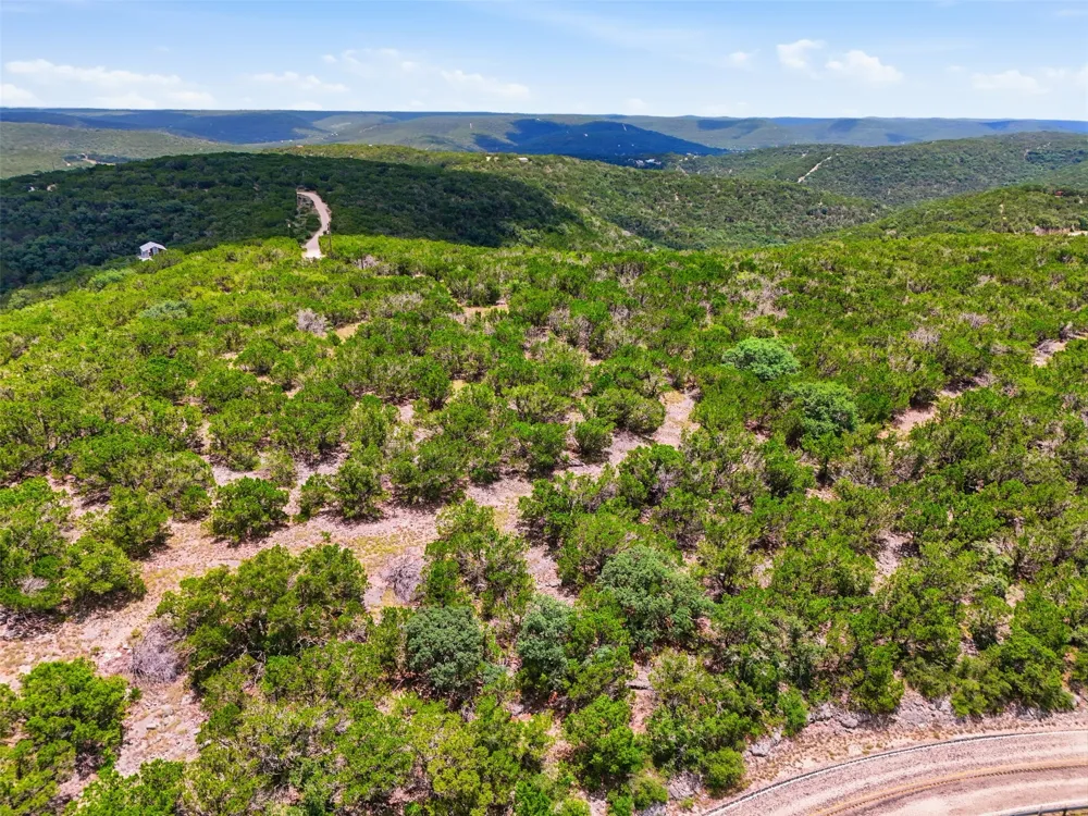 20 Winchester Road Leakey, TX 78873