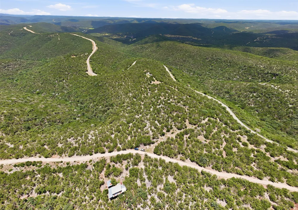 20 Winchester Road Leakey, TX 78873