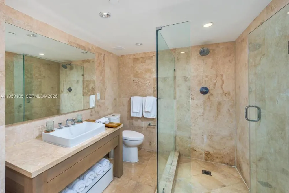 102 24th St #1007 Miami Beach, FL 33139