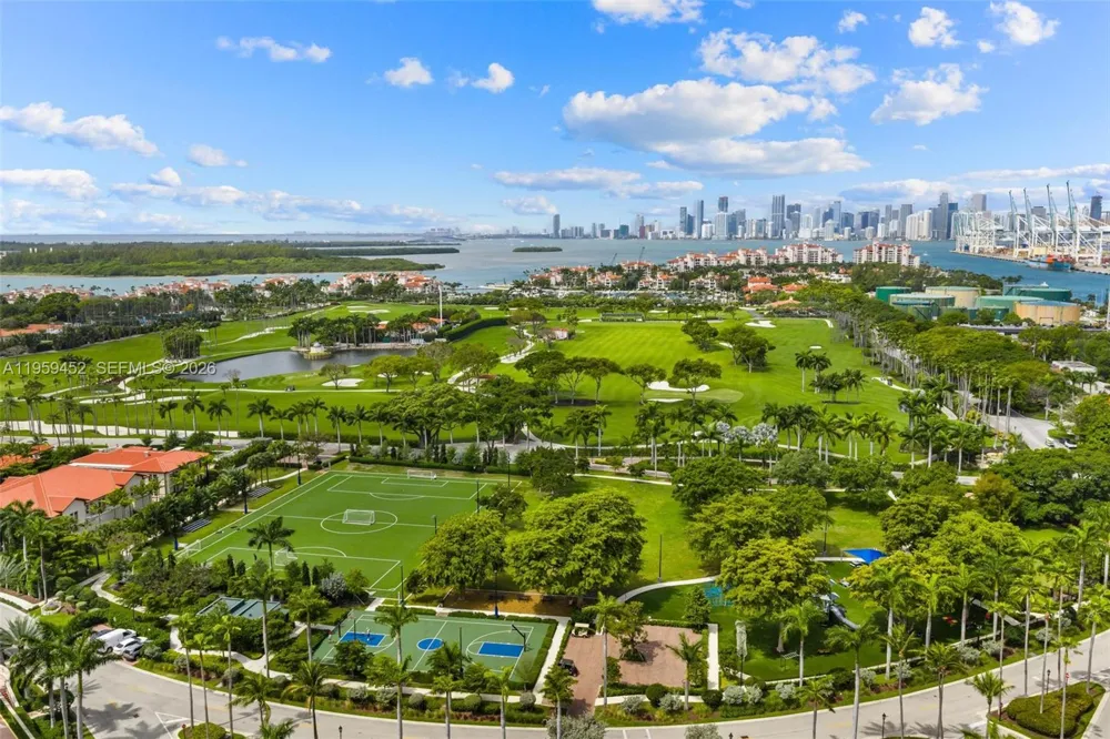 7600 Fisher Island Dr #7662 Miami Beach, FL 33109