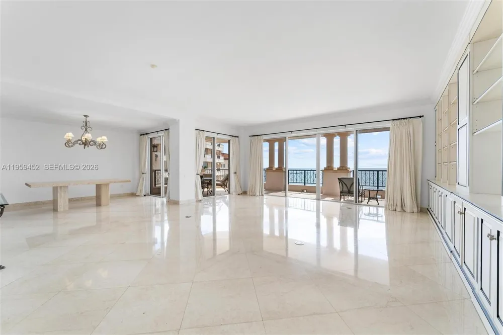 7600 Fisher Island Dr #7662 Miami Beach, FL 33109
