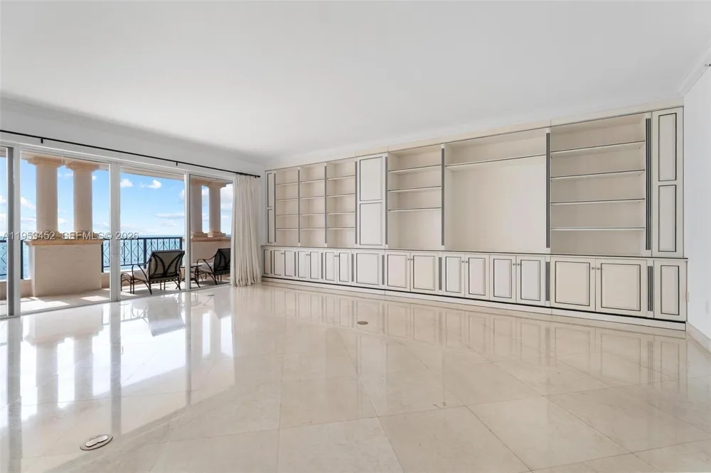 7600 Fisher Island Dr #7662 Miami Beach, FL 33109