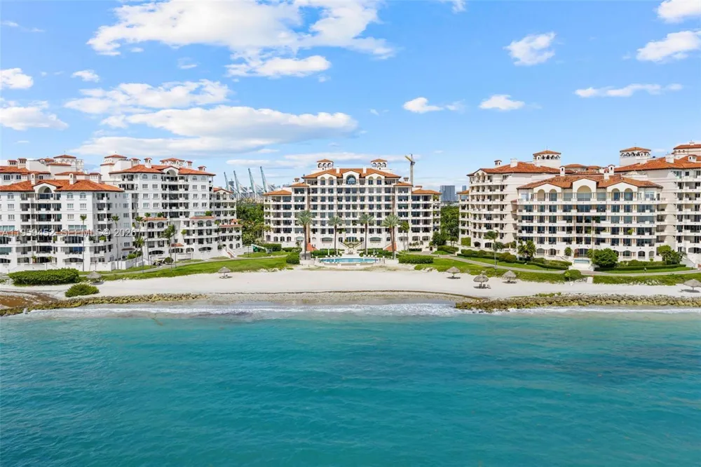 7600 Fisher Island Dr #7662 Miami Beach, FL 33109