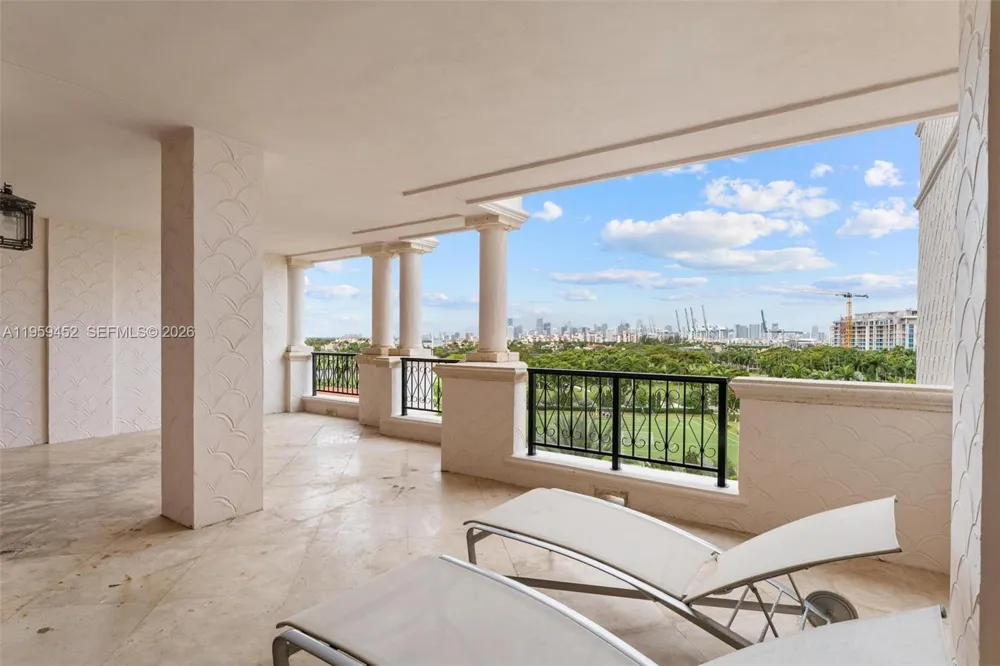 7600 Fisher Island Dr #7662 Miami Beach, FL 33109
