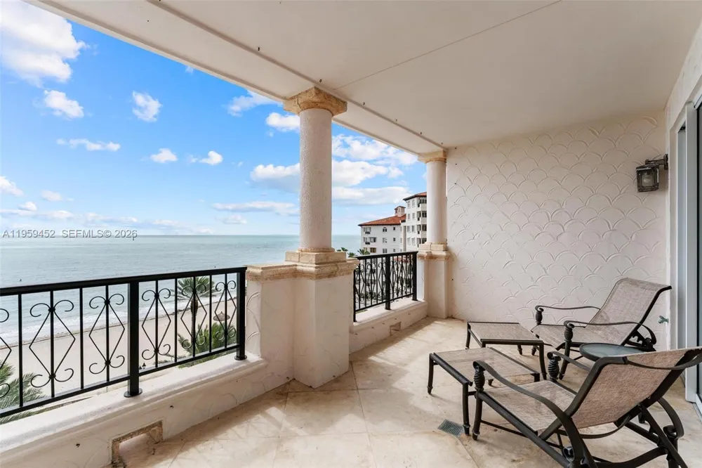 7600 Fisher Island Dr #7662 Miami Beach, FL 33109