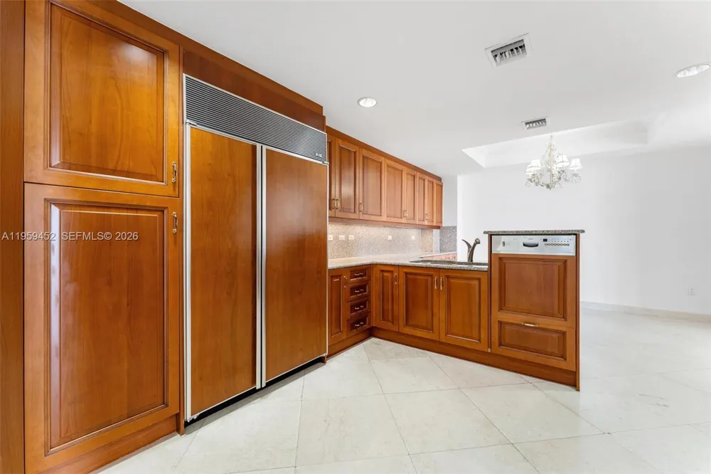 7600 Fisher Island Dr #7662 Miami Beach, FL 33109