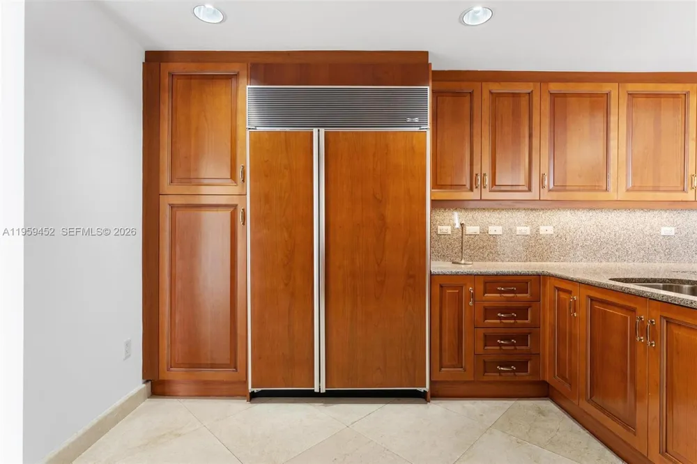 7600 Fisher Island Dr #7662 Miami Beach, FL 33109