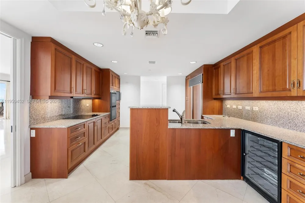 7600 Fisher Island Dr #7662 Miami Beach, FL 33109