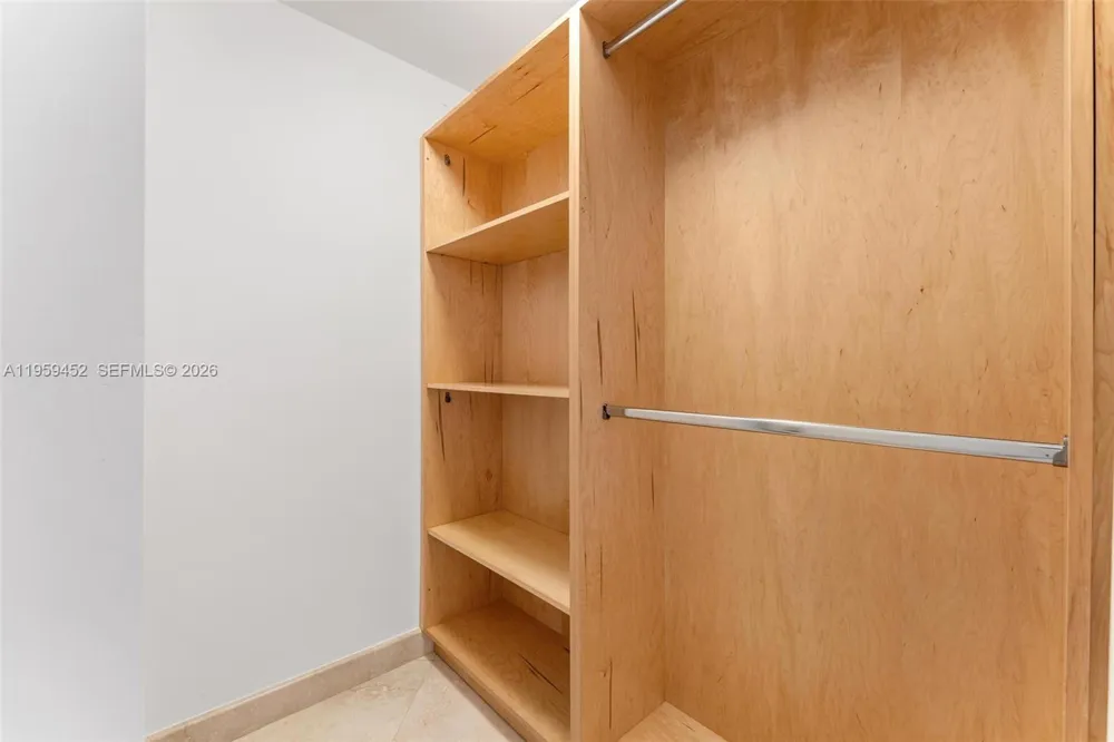 7600 Fisher Island Dr #7662 Miami Beach, FL 33109