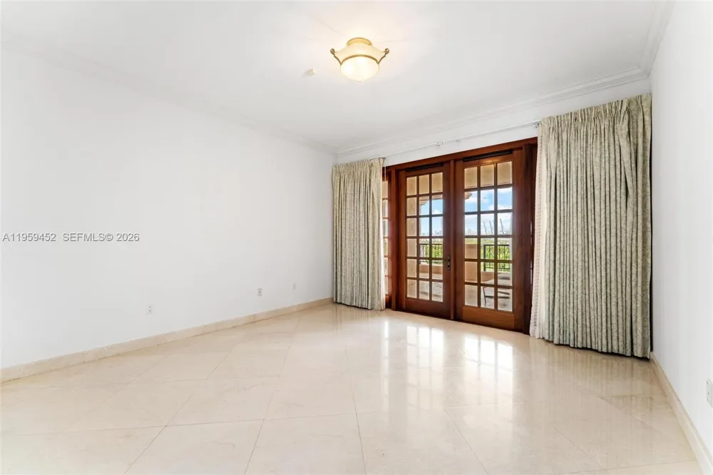 7600 Fisher Island Dr #7662 Miami Beach, FL 33109