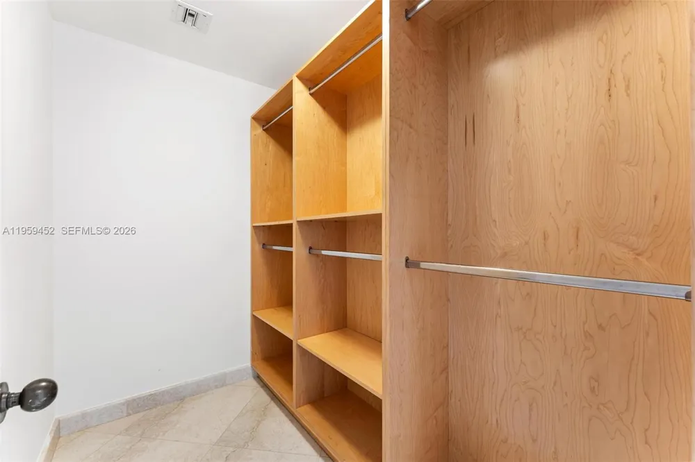 7600 Fisher Island Dr #7662 Miami Beach, FL 33109