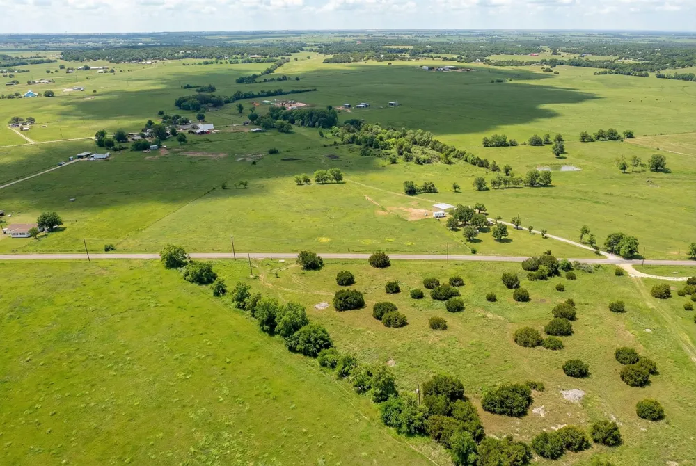 562 County Road 154 Georgetown, TX 78626