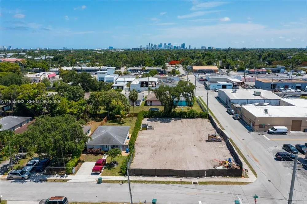 3210 NE 3rd Ave Oakland Park, FL 33334