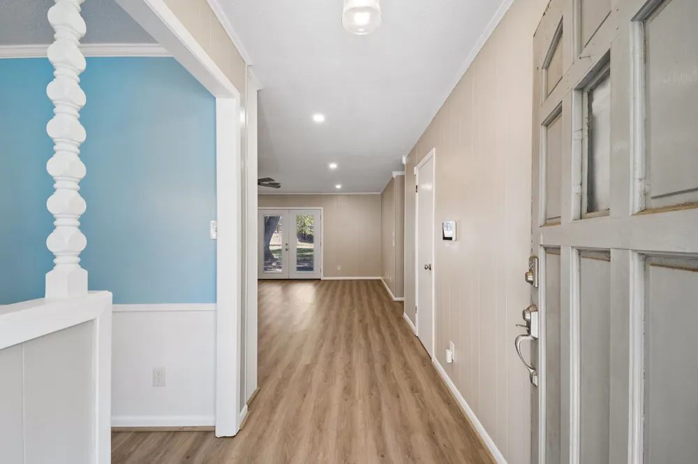 1203 Hollis Drive Brenham, TX 77833