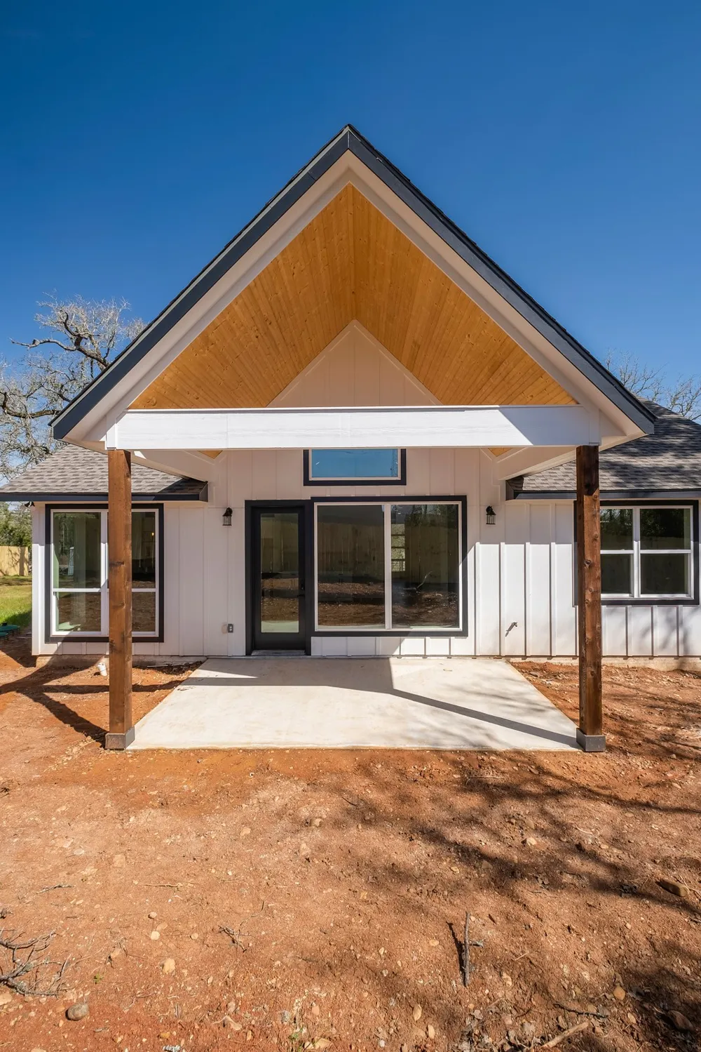 113 Eaglenest Court Smithville, TX 78957