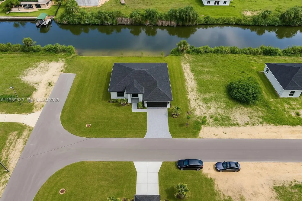 1321 NE 19 TERRACE Cape Coral, FL 33909