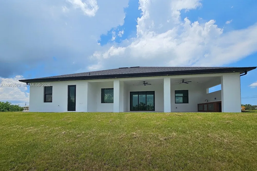 1321 NE 19 TERRACE Cape Coral, FL 33909