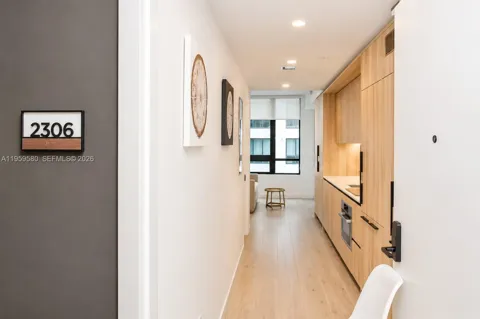 225 Miami Ave #2306