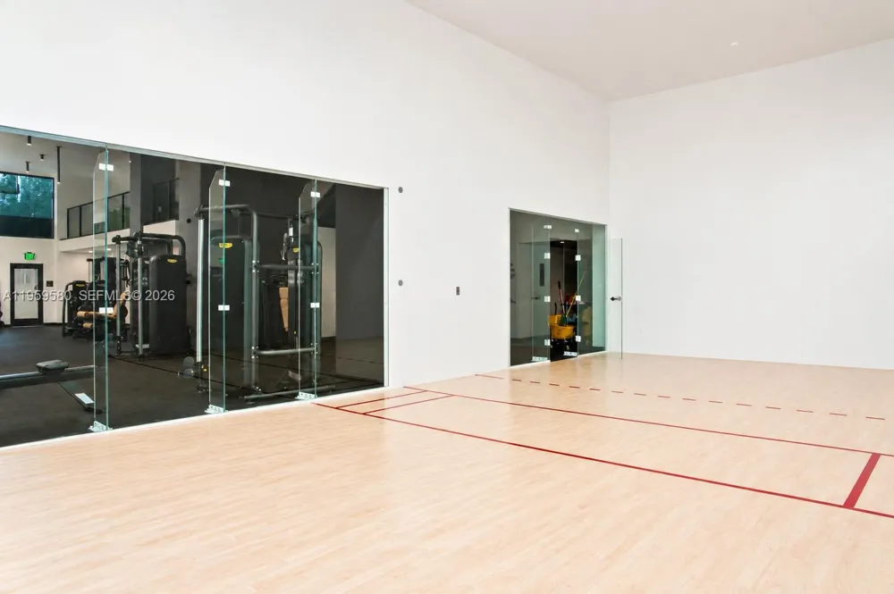 225 Miami Ave #2306 Miami, FL 33128