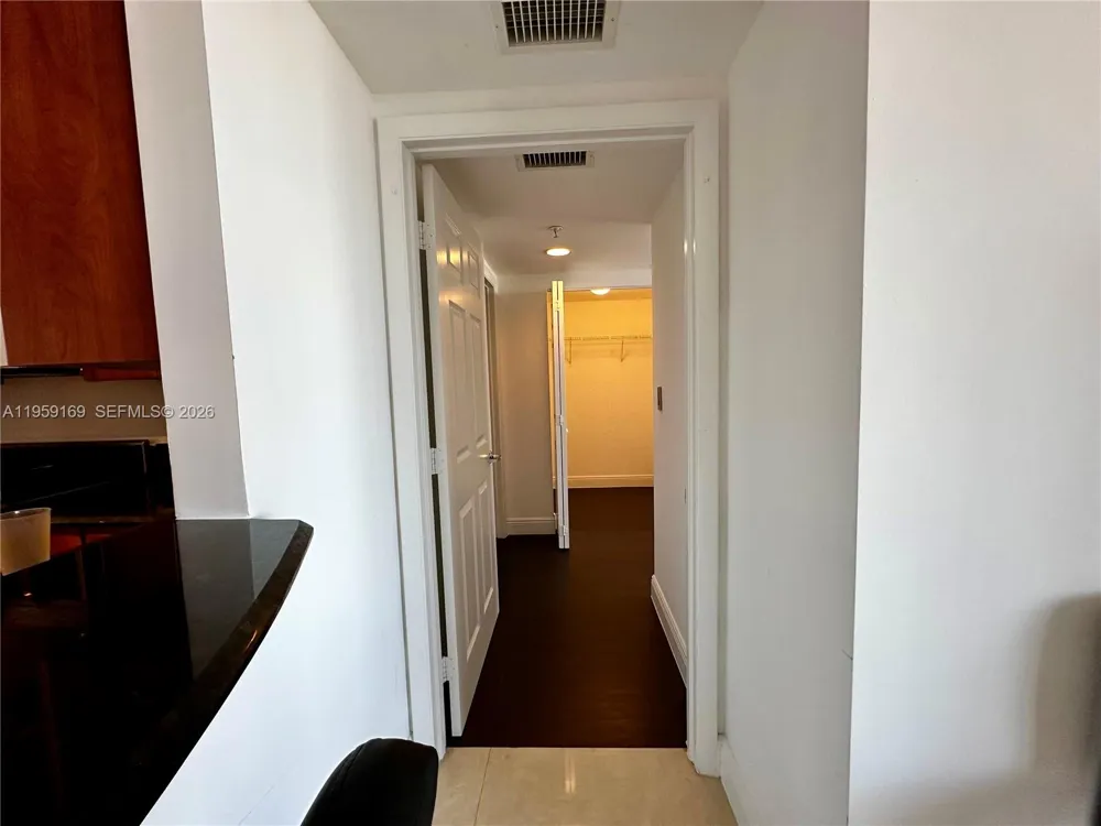 3232 SW 22nd Ter #1604 Miami, FL 33145