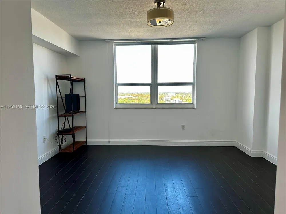 3232 SW 22nd Ter #1604 Miami, FL 33145