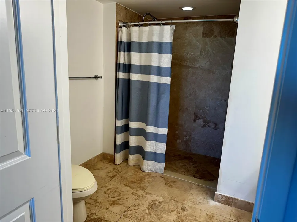 3232 SW 22nd Ter #1604 Miami, FL 33145