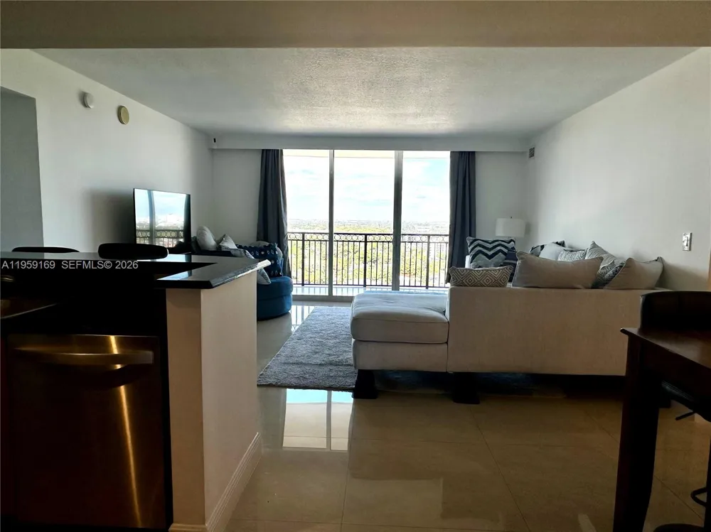 3232 SW 22nd Ter #1604 Miami, FL 33145