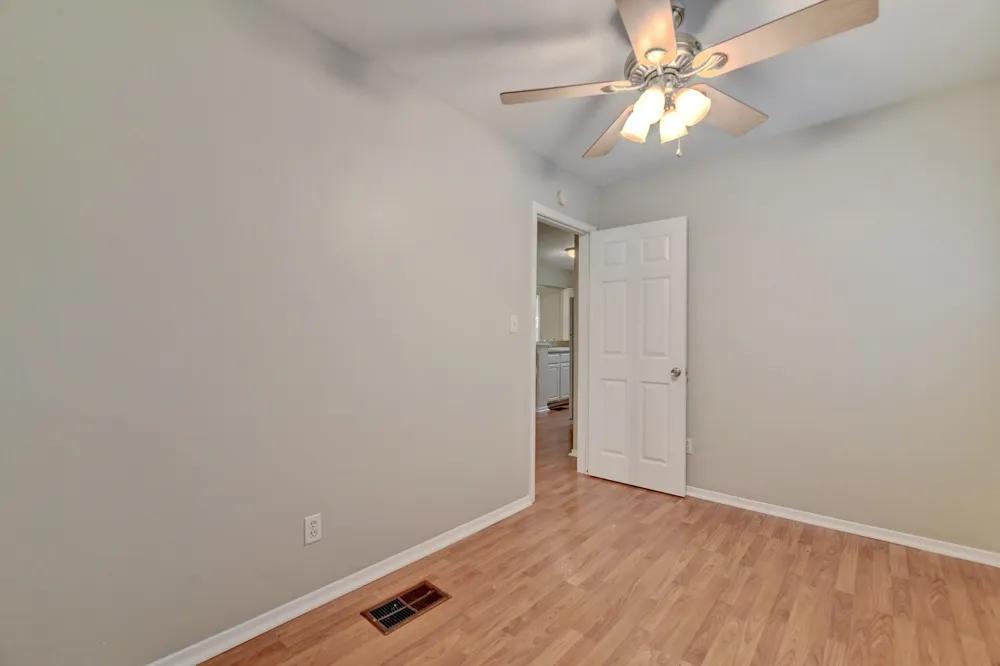 2712 Whitis Avenue #B Austin, TX 78705