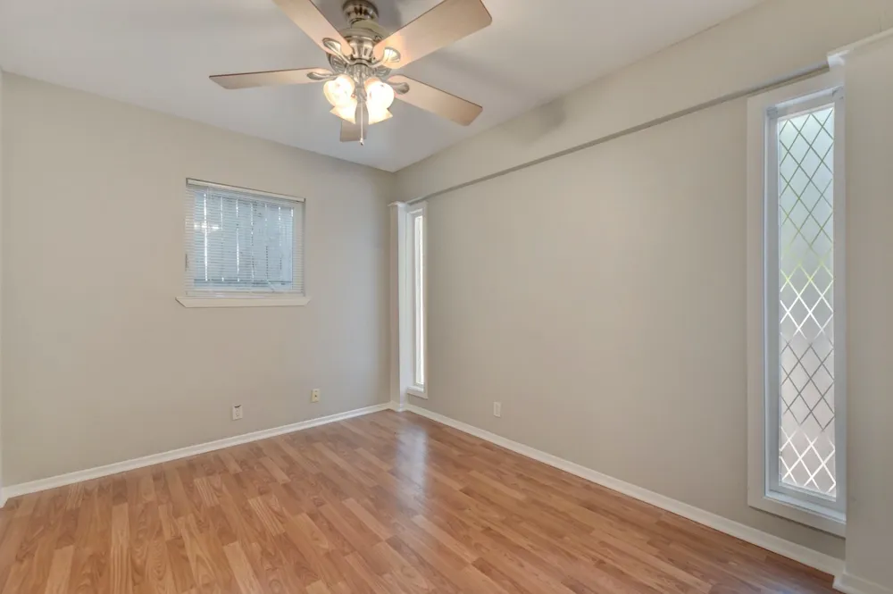 2712 Whitis Avenue #B Austin, TX 78705